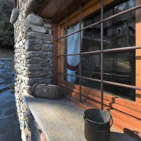 Locazione Turistica La Meizon De Felise.1 Auri Grande